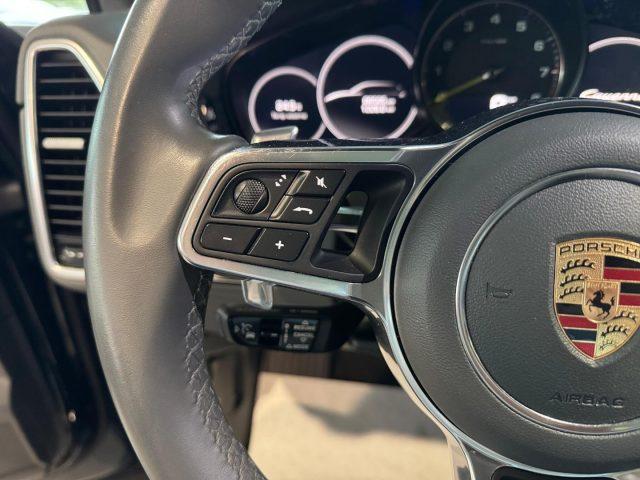 PORSCHE Cayenne 3.0 V6 E-Hybrid *UNIPROP*RADAR*SPORT CHRONO*