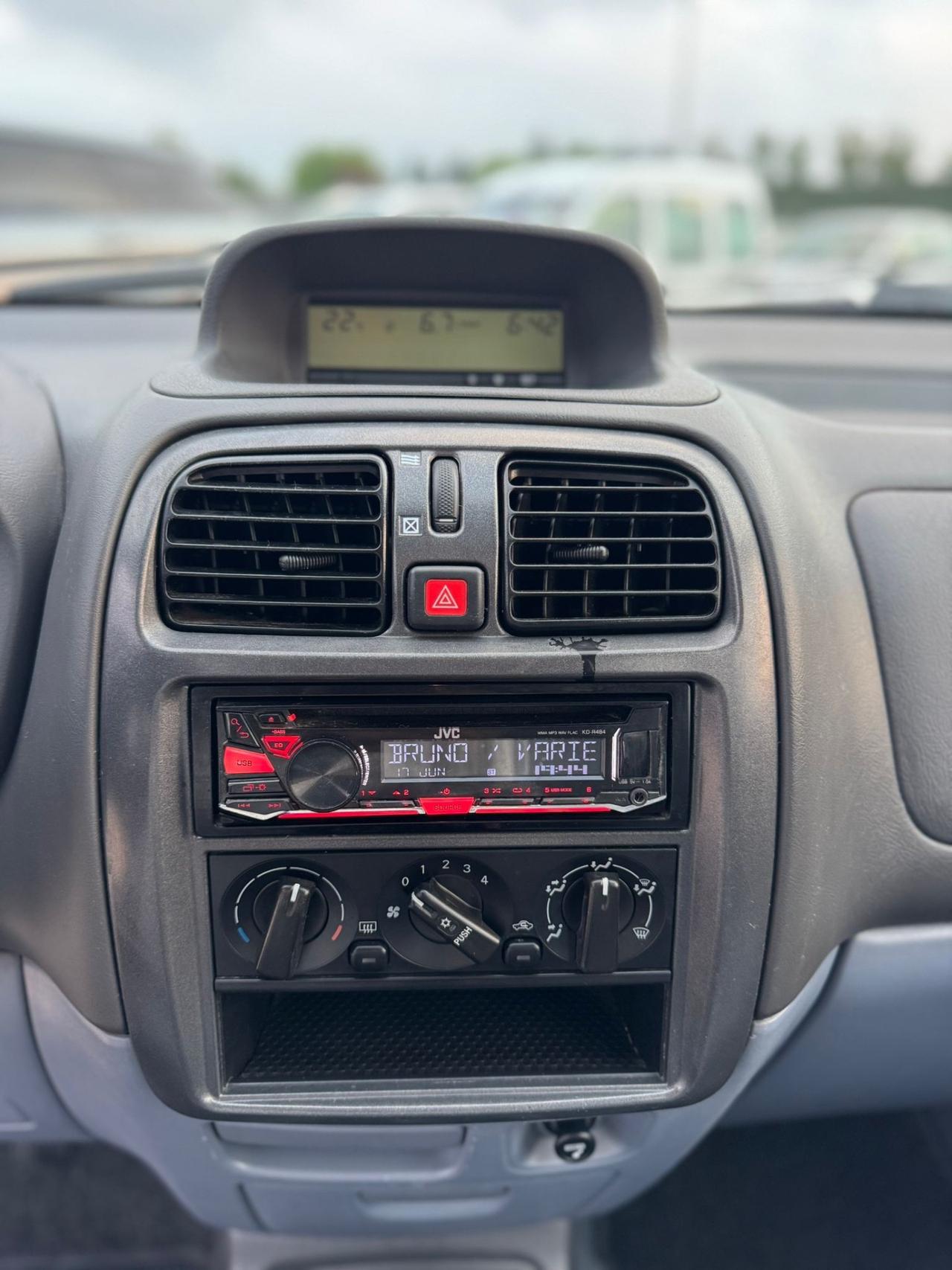 Mitsubishi Space Star 1.6i 16V cat Comfort 1