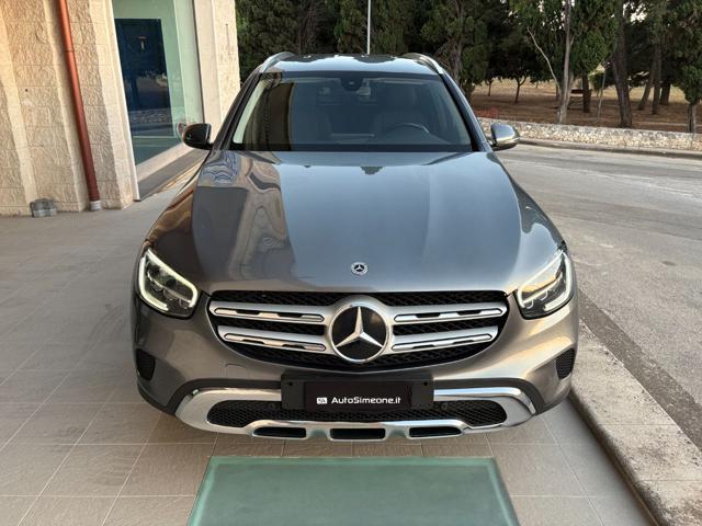 MERCEDES-BENZ GLC 300 de 4Matic Plug-in hybrid Sport.