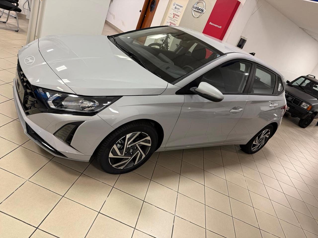 Hyundai i20 1.2 MPI MT Connectline