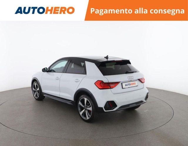 AUDI A1 citycarver 30 TFSI S tronic Identity Contrast