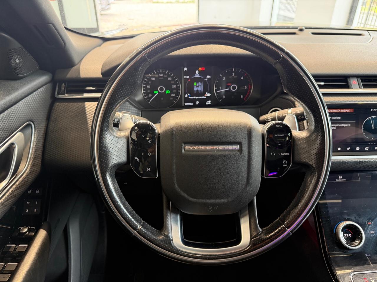 Range Rover Velar 2.0D I4 240 CV R-Dynamic HSE