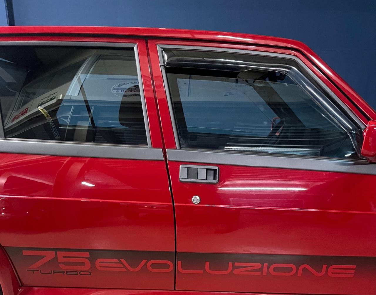 Alfa Romeo 75 Evoluzione