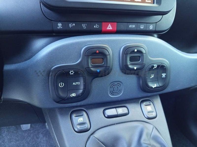 FIAT Panda Panda 1.0 firefly hybrid s&s 70cv 5p.ti