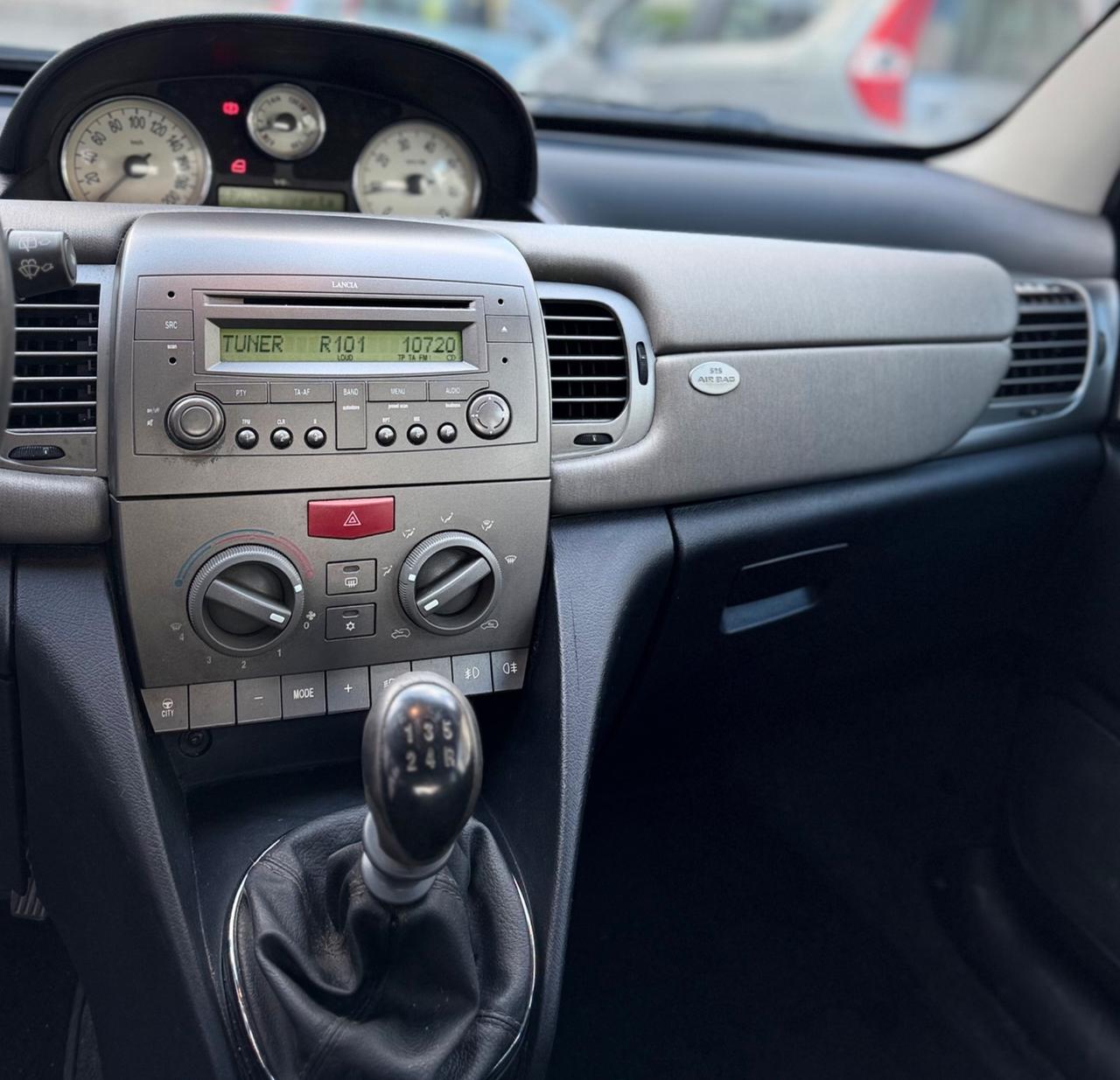 Lancia Ypsilon 1.2 Benzina 60 Cv