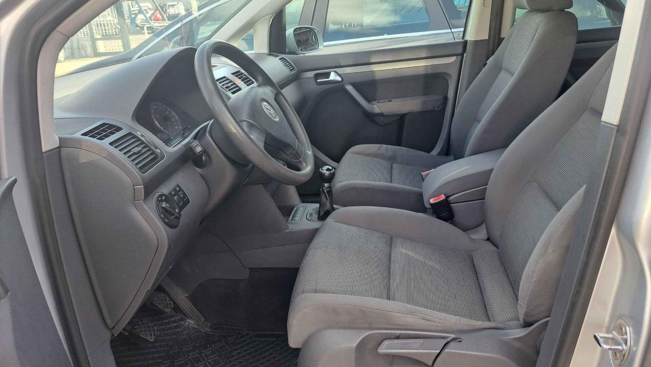 Volkswagen Touran 1.9 TDI 105CV Trendline 7 Posti