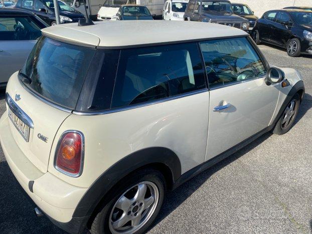 Mini r56 2008