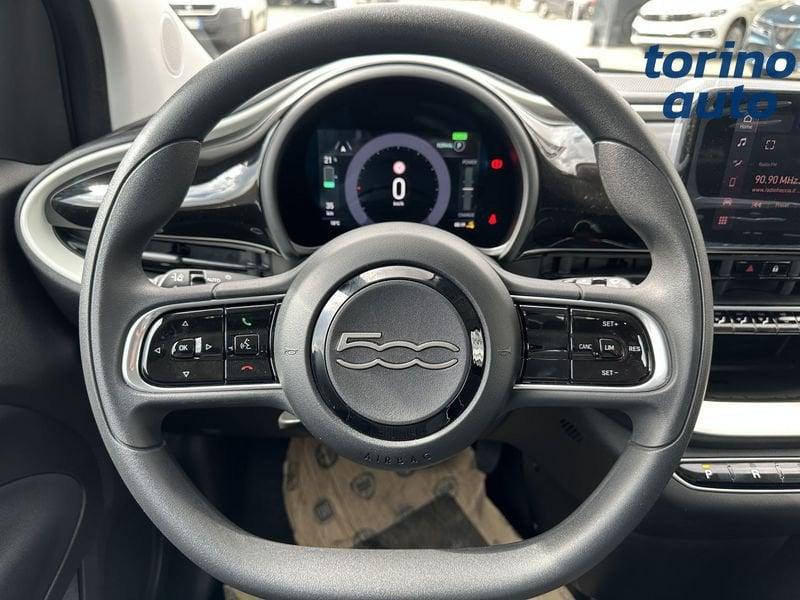 FIAT 500 Action Berlina