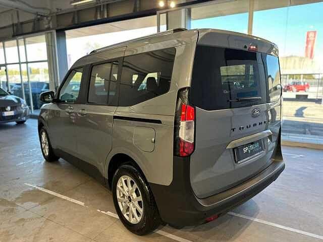 Ford Tourneo Courier 1.0 EcoBoost Titanium