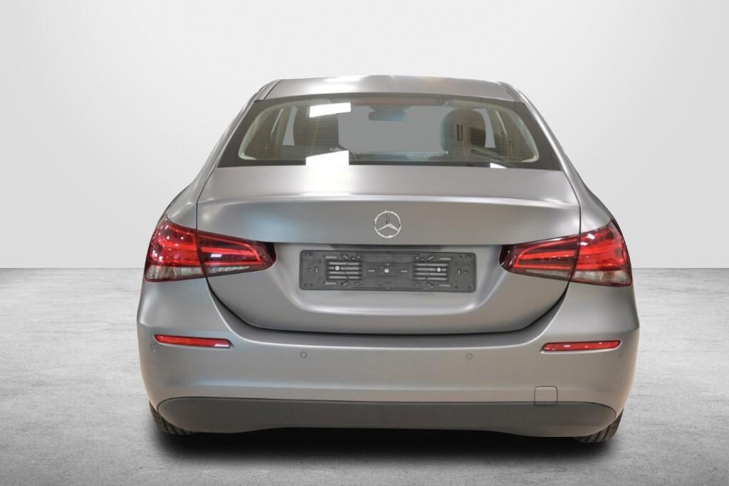 Mercedes-benz A 180 d Business Sedan