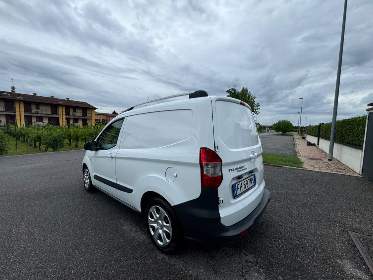 Ford Tourneo Courier Tourneo Courier 1.5 TDCI 95 CV Titanium