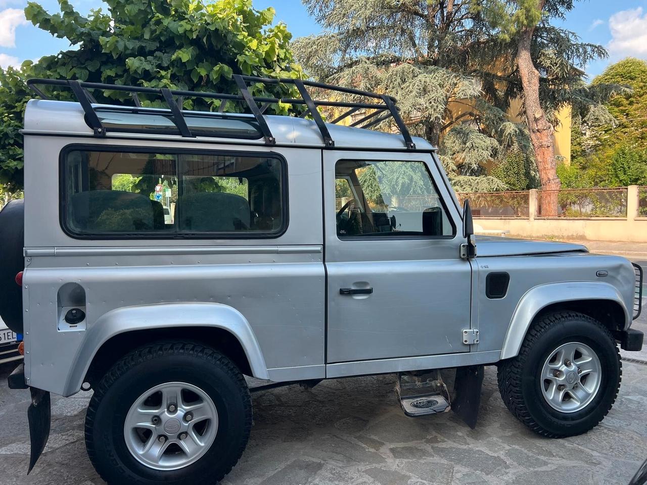 LAND ROVER DEFENDER 90 2.5 Td5 SW SE 6 posti