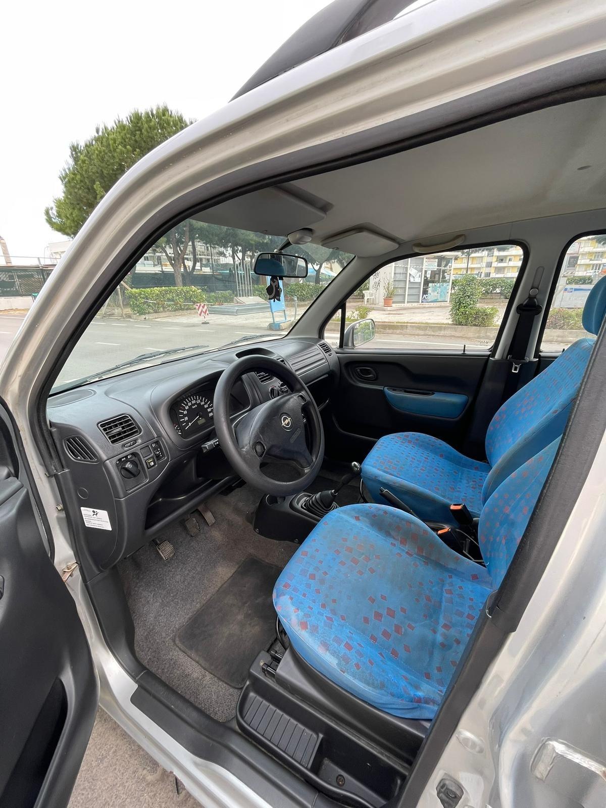 Opel Agila 1.0 benzina neopatentati