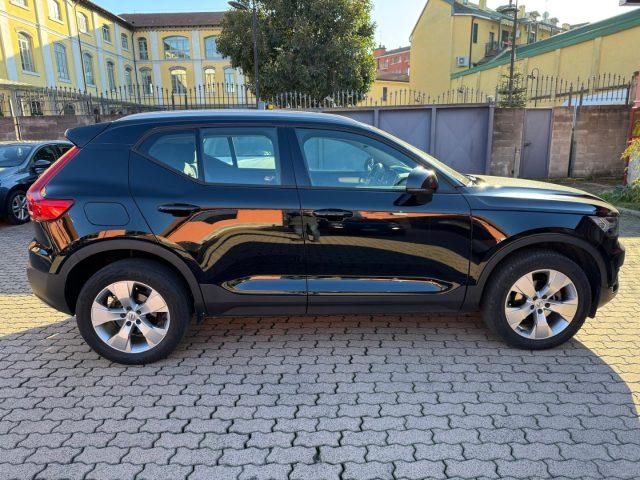 VOLVO XC40 T2 Geartronic Momentum Pro ''AUTOCARRO N1''