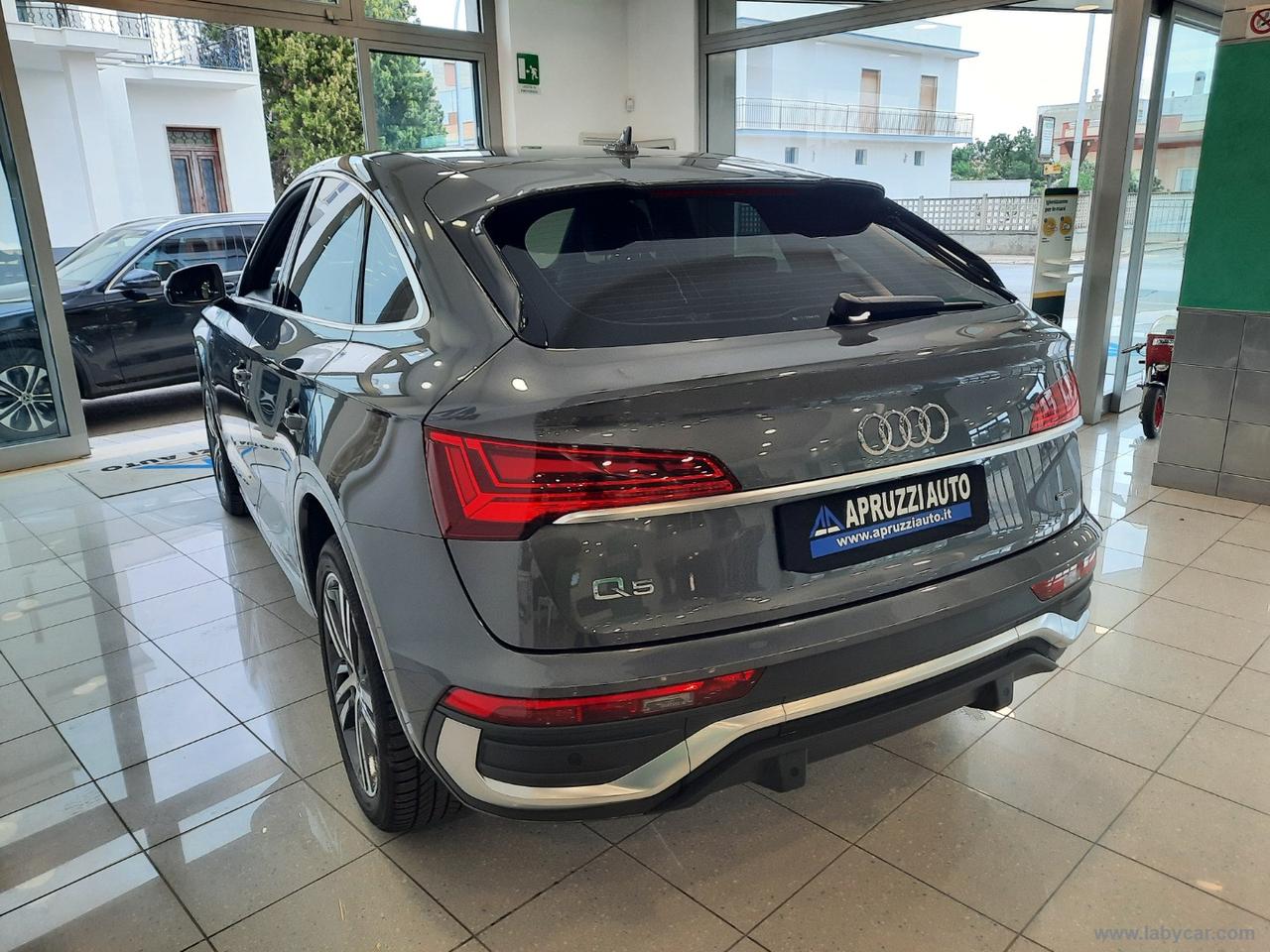 AUDI Q5 SPB 40 TDI quattro S tronic S line