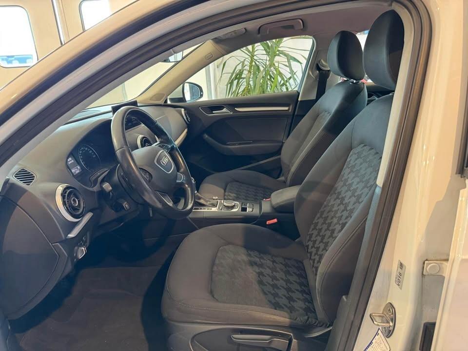 Audi A3 SPB 1.6 TDI S tronic Business