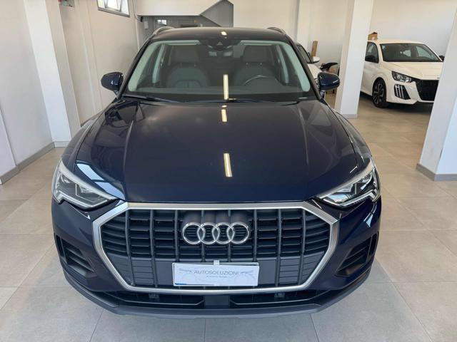 AUDI Q3 35 TDI S tronic Business