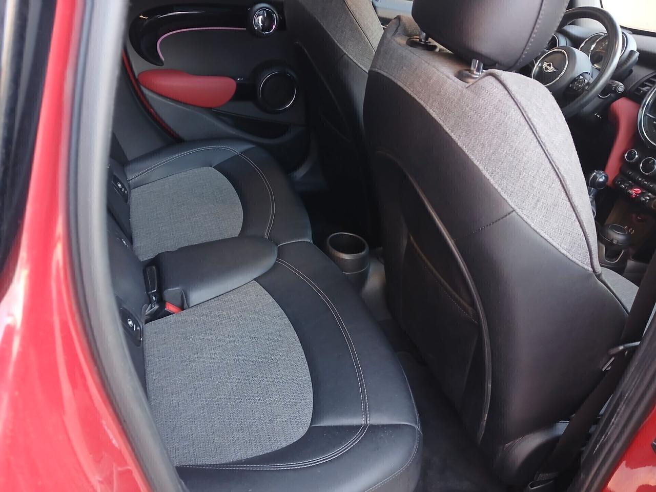 Mini 1.5 Cooper D 5 porte