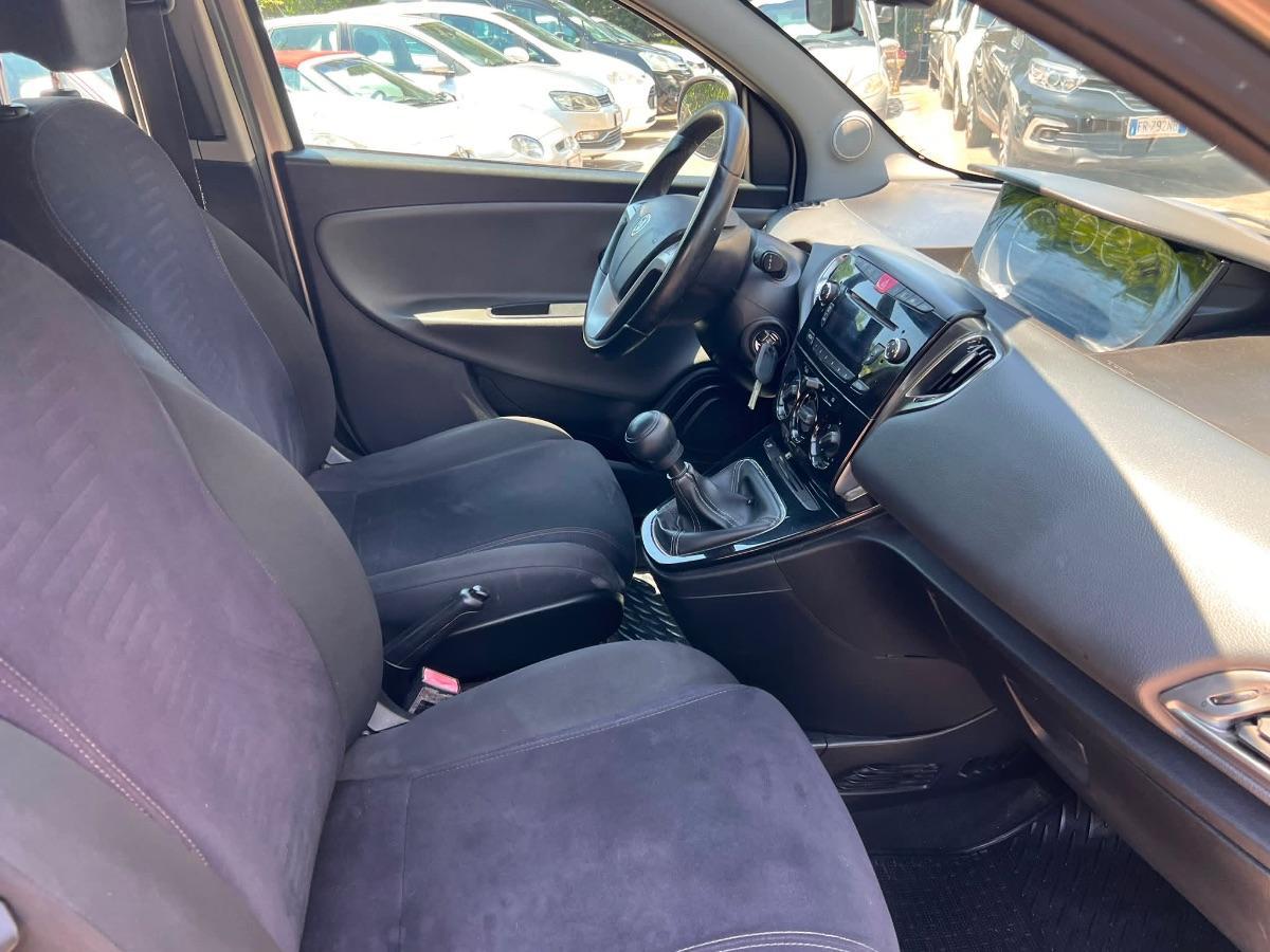 LANCIA Ypsilon 1.3 MJT 95 CV 5p. S&S Platinum