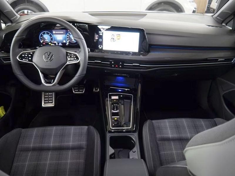 Volkswagen Golf 2.0 TDI GTD DSG MATRIX LED HARMAN KARDON CAMERA