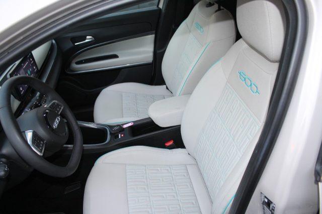 FIAT 600 Hybrid 110 CV DCT MHEV La Prima