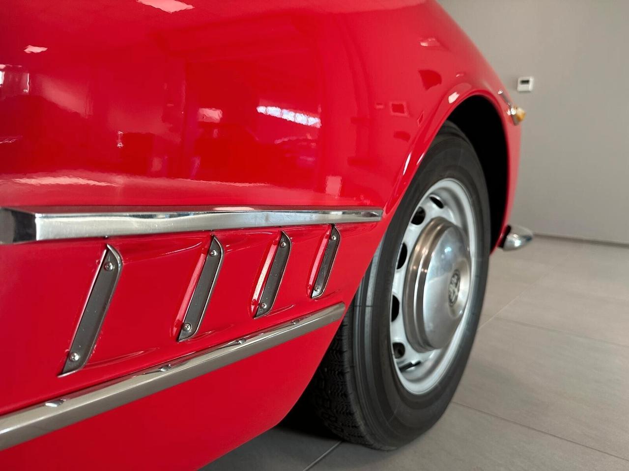 Alfa Romeo 2000 Touring Spider