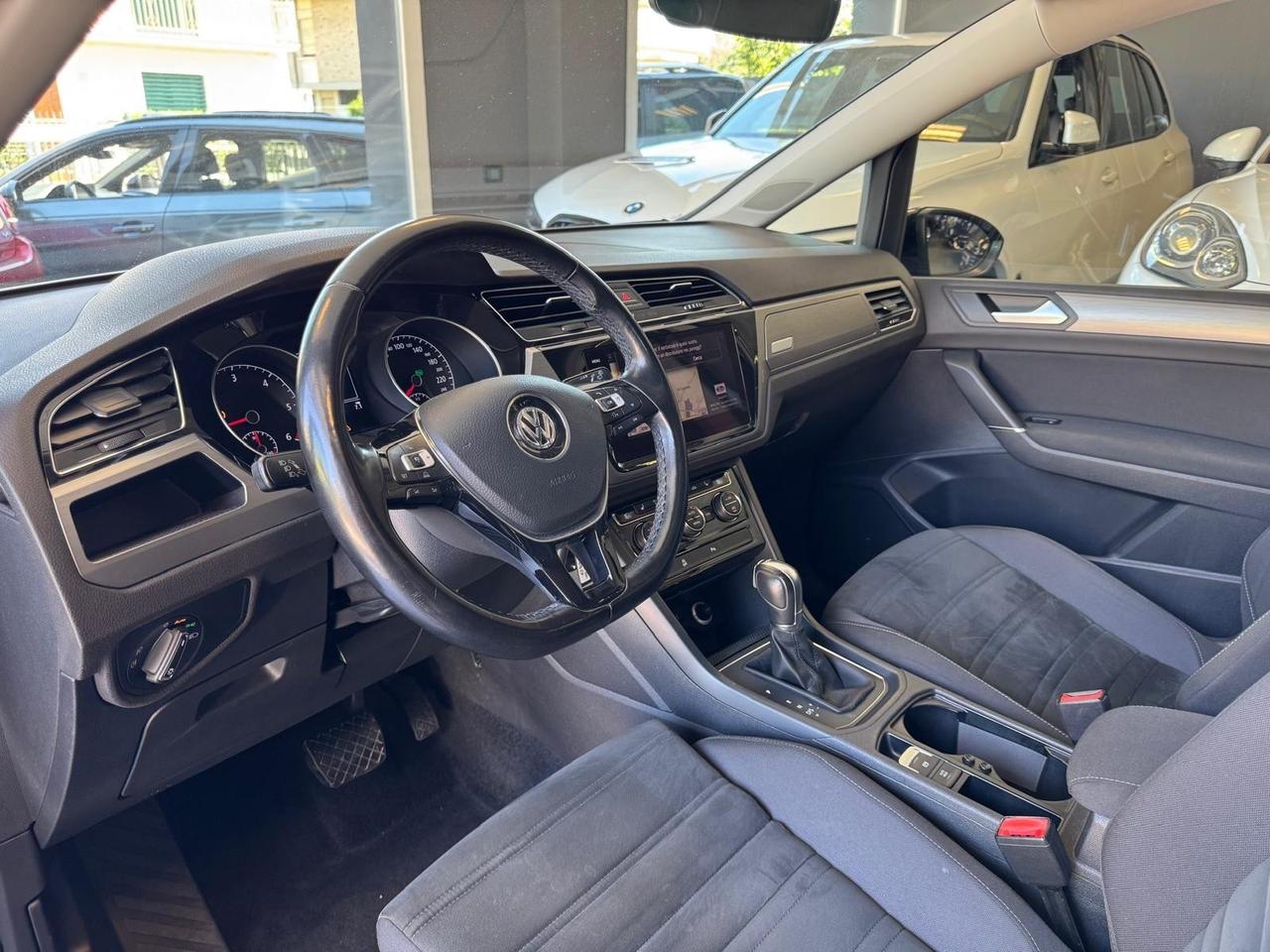 Volkswagen Tiguan 2.0 TDI SCR DSG Business BlueMotion Technology