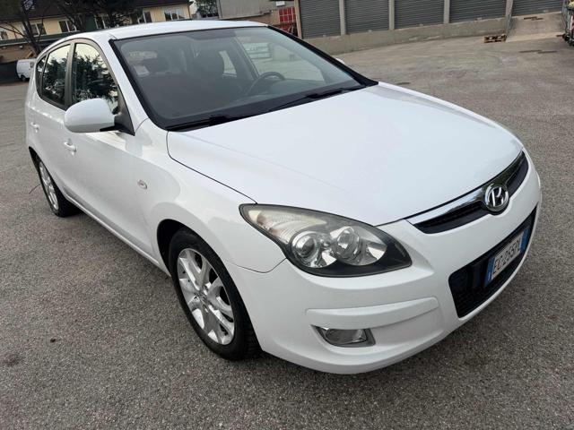 HYUNDAI i30 1.6 CRDi 90CV 6m. 5p. Limited Edition Bellissima