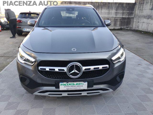 MERCEDES-BENZ GLA 200 d Automatic Sport