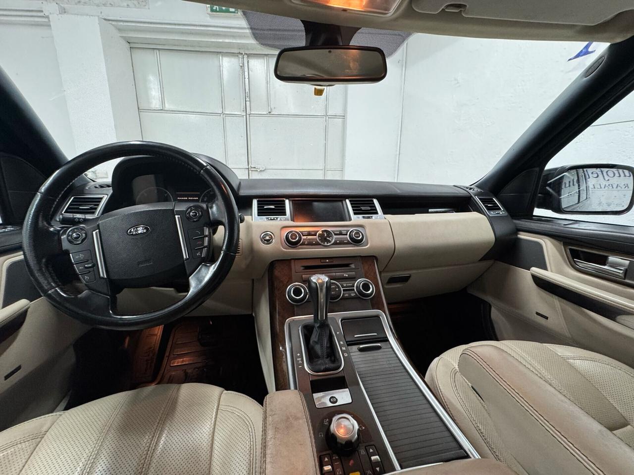 Land Rover Range Rover Sport Range Rover Sport 3.0 SDV6 SE
