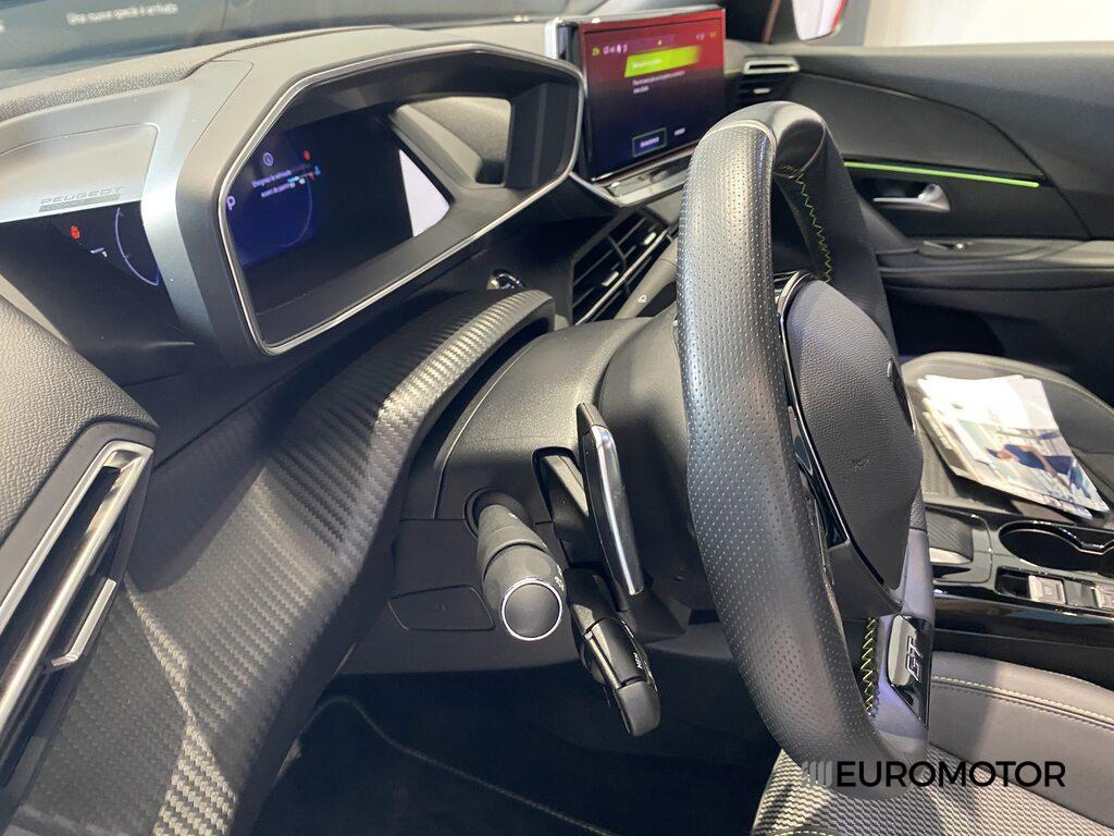 Peugeot 2008 1.5 BlueHDi GT EAT8