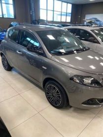 Lancia Ypsilon 1.0 FireFly Hybrid Gold