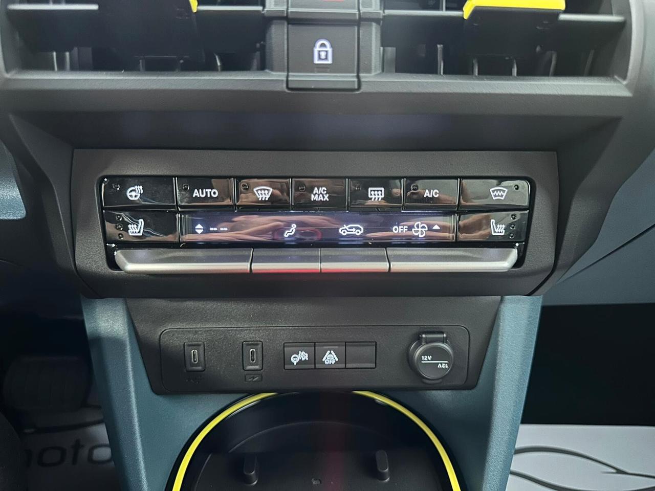 Fiat Grande Panda 1.2 Hybrid 110 CV S&S La Prima