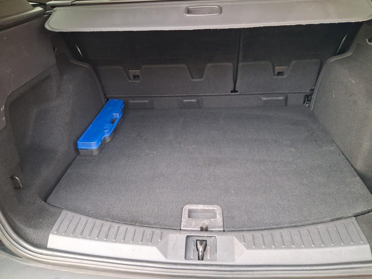 Ford Kuga 2.0 TDCI 140CV 4WD 4x4 Powershift Titanium