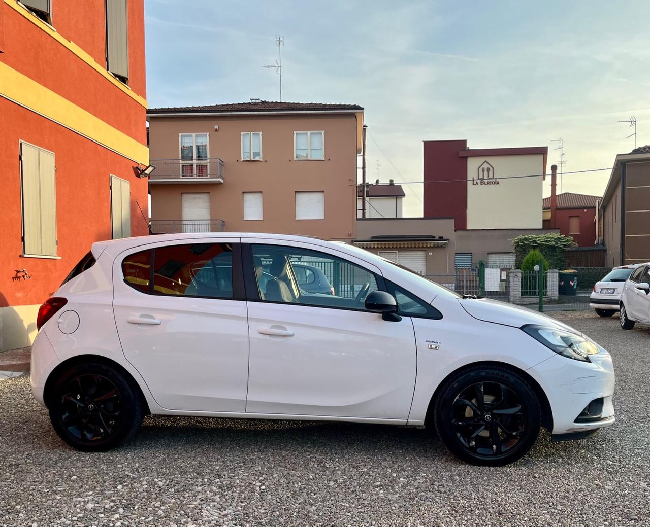 Opel Corsa 1.4 90CV GPL 5 porte
