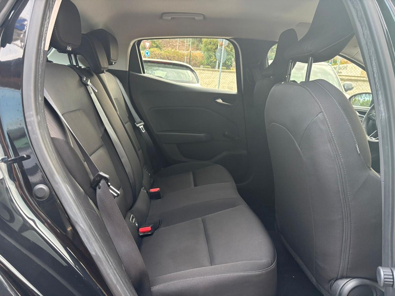RENAULT CLIO 1.0 B/GPL - 2021