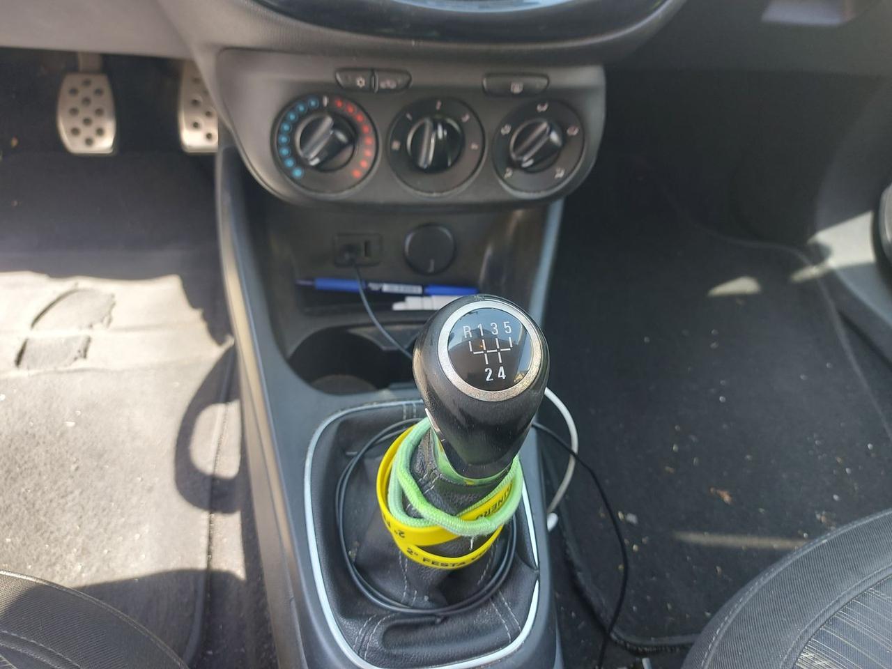 Opel Corsa B-Color 1.2 #6028