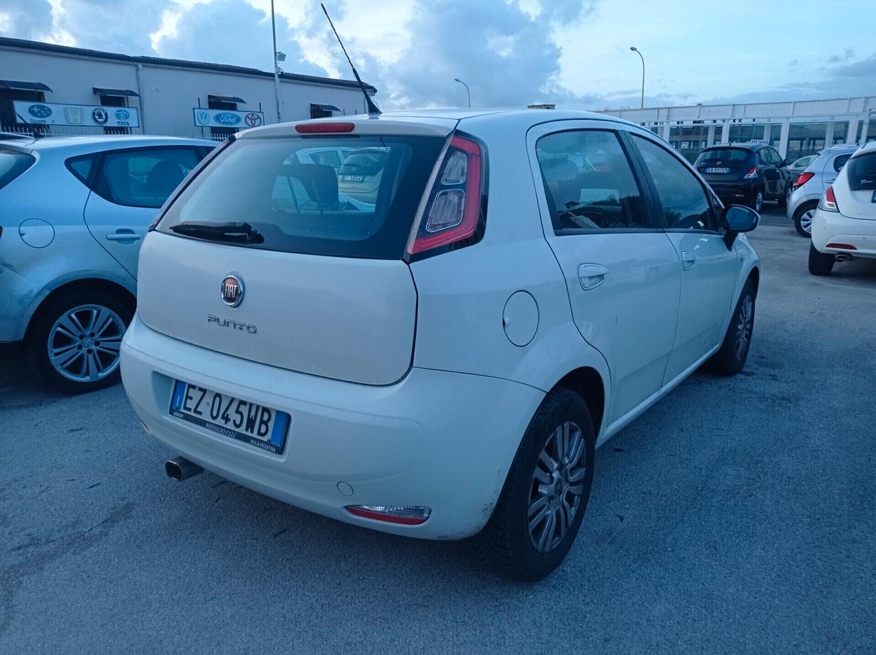 Fiat Punto 1.4 Gpl di Serie Easypower Lounge 5porte