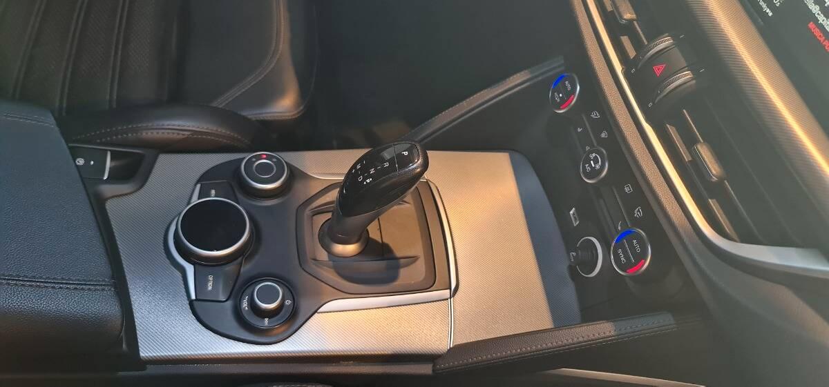 Alfa Romeo Stelvio Stelvio 2.2 t B-Tech Q4 210cv auto *motore nuovo*