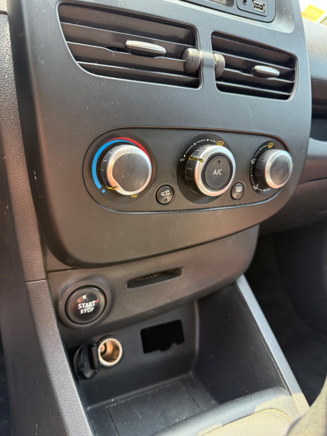 Renault Clio 1.5 DCI neo patentati