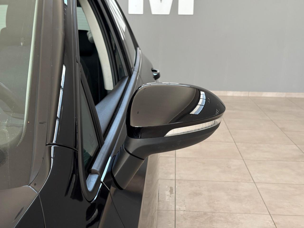 Volkswagen Golf 2.0 TDI 115 CV SCR Life