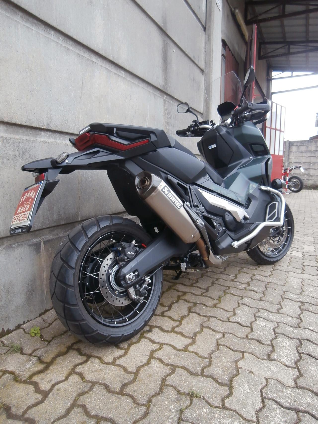 Honda X-ADV 750 (2018 - 20) 2020 passaggio incluso.