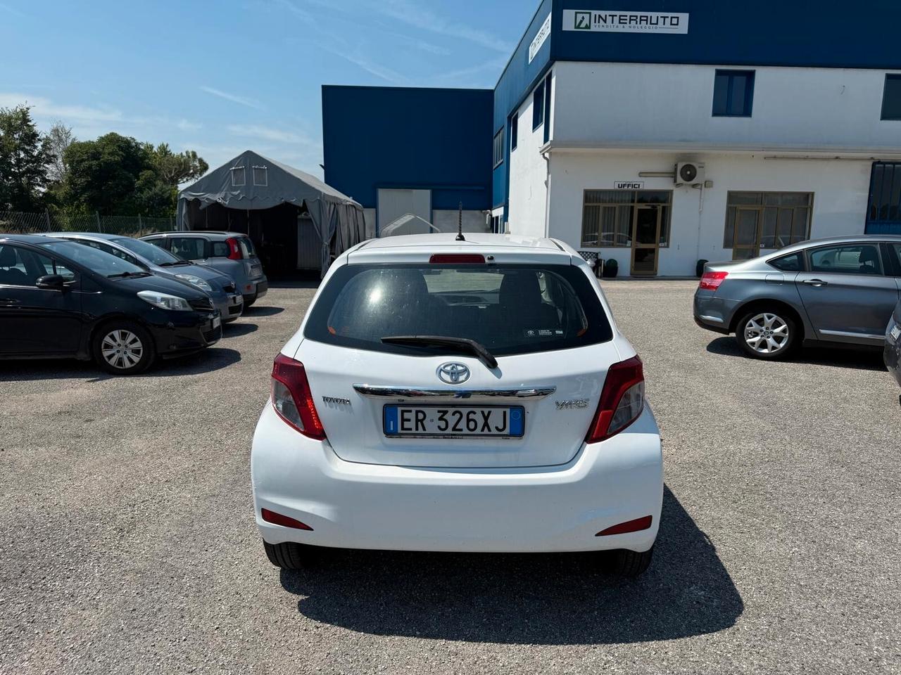Toyota Yaris 1.0 5 porte Benz OK PER NEOPATENTATI