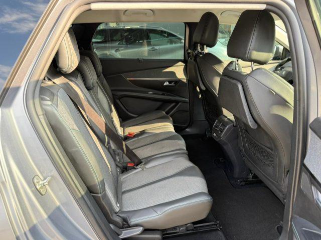 PEUGEOT 5008 BlueHDi 130 S&S EAT8 Allure Pack 7 POSTI - NAVI