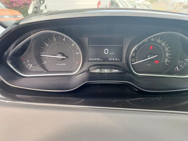 PEUGEOT 208 1° serie PureTech 82 5 porte Allure