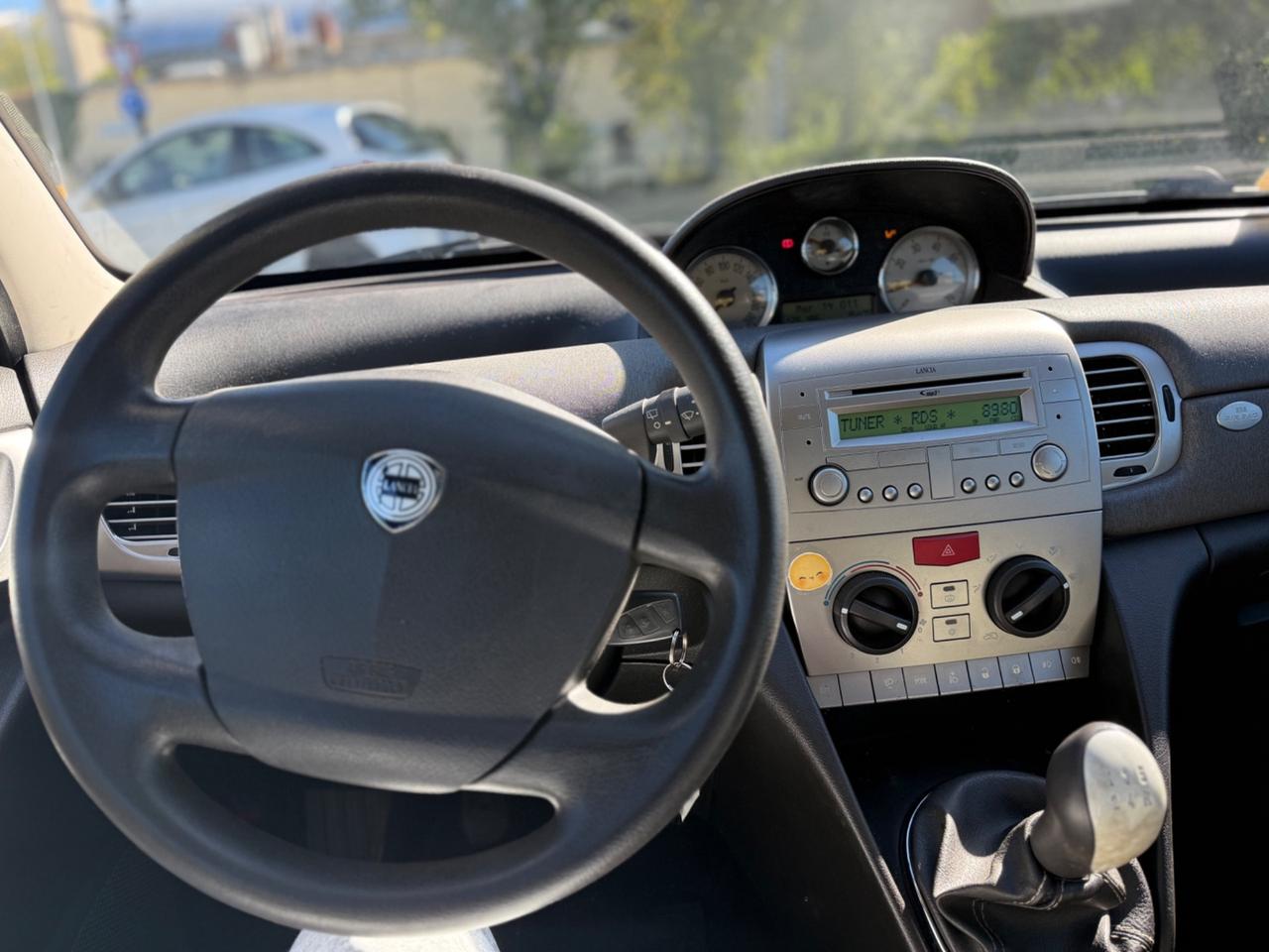 Lancia Ypsilon 1.3 126000km