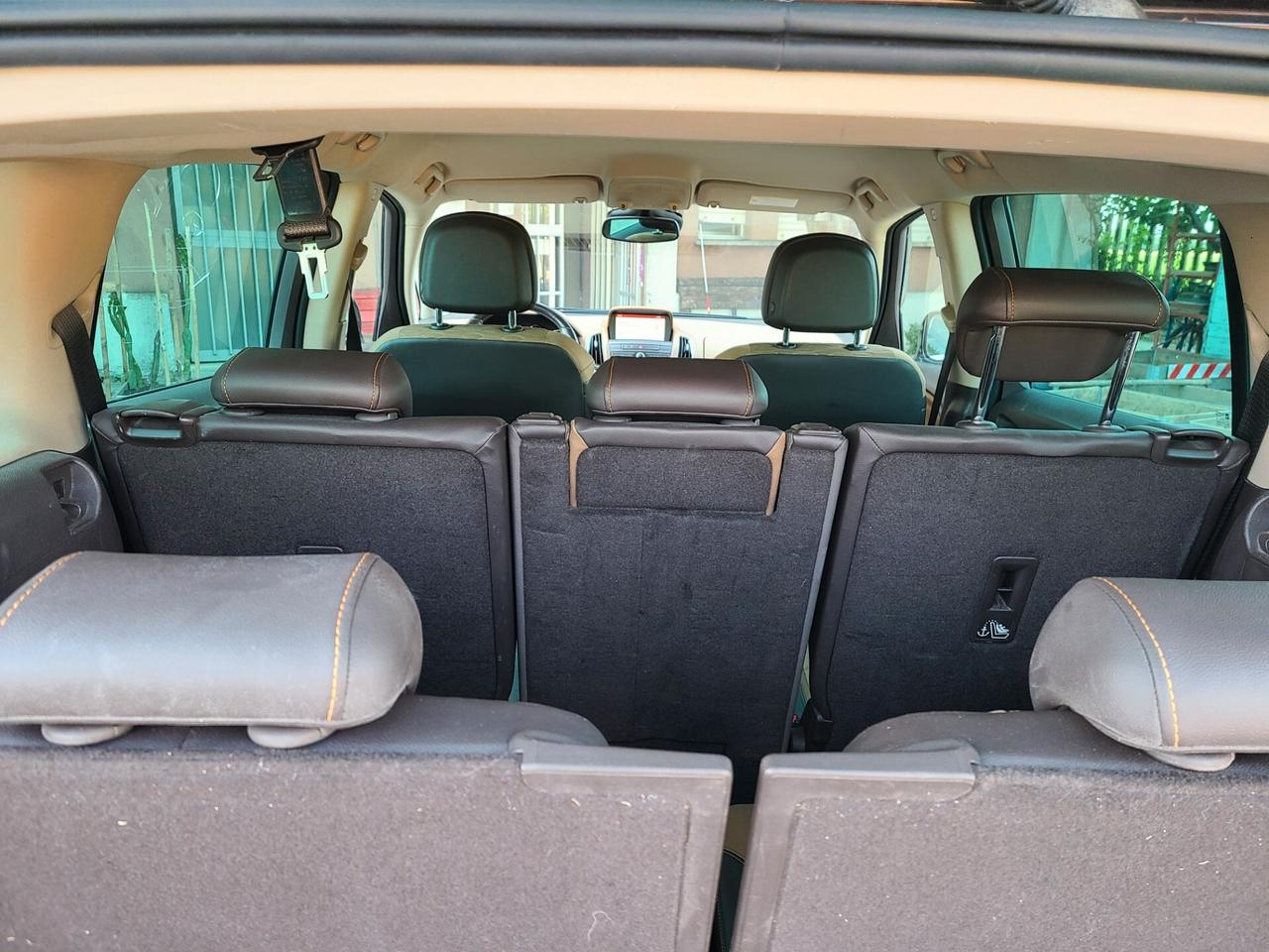 Opel Zafira diesel 2 .0 cilindrata 7 posti anno 2015 euro6