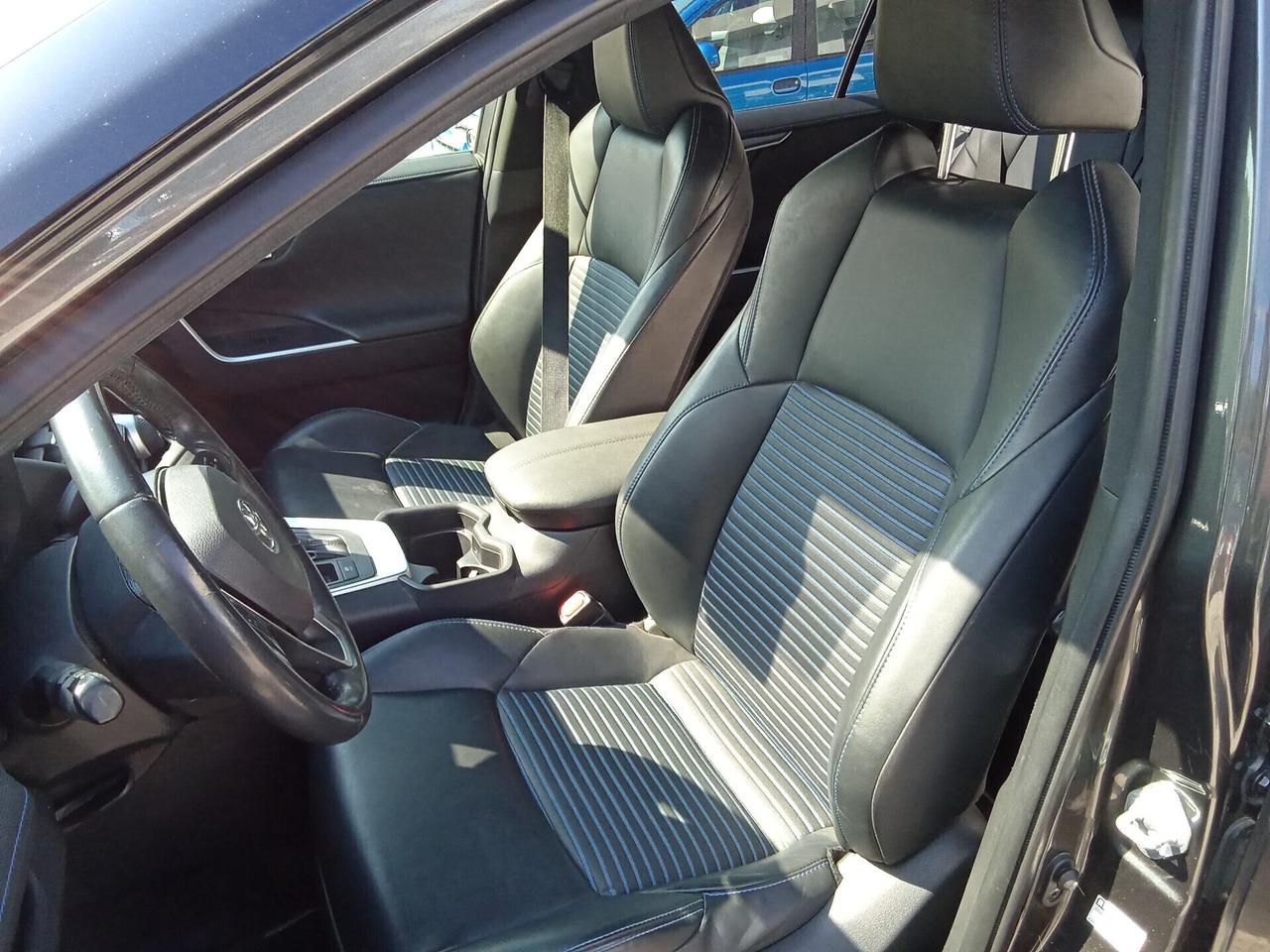 RAV4 2.5 HV 178CV Hybrid 2WD Business