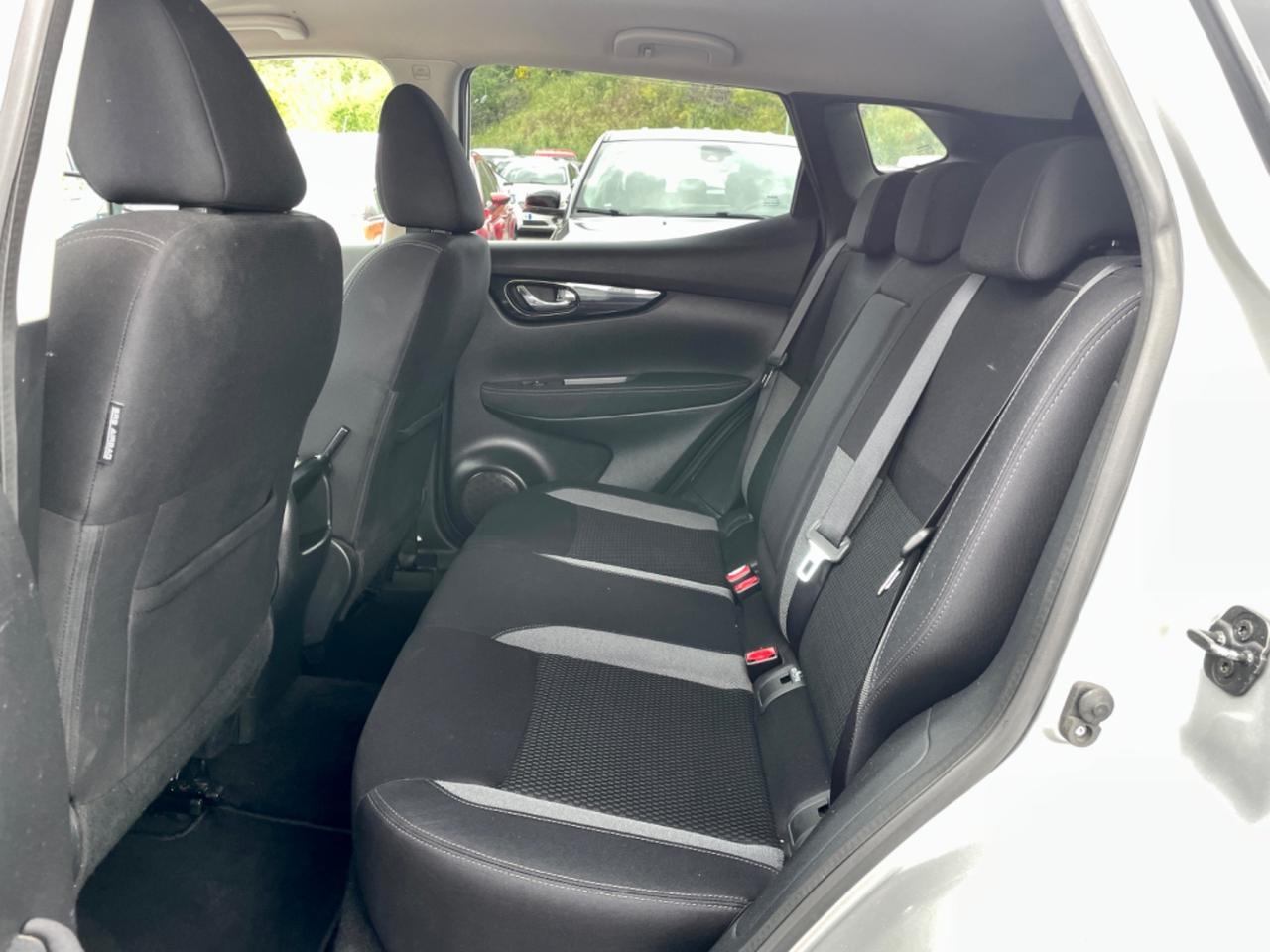 Nissan Qashqai 1.5 dCi NAVI-RETROCAMERA