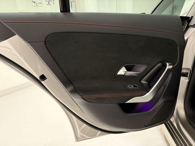 Mercedes-Benz CLA S.Brake CLA 180 Automatic Shooting Brake Premium AMG